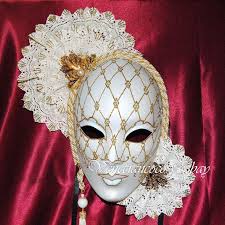 Gorgeous Decorative Venetian Mask Wall