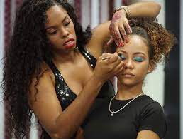 makeup artist latoya shows how st