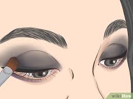 How to Apply Goth Makeup: A Simple Tutorial For Beginners