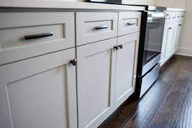 cost to install kitchen cabinets 2023