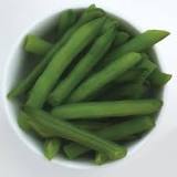 How many green beans is one serving?