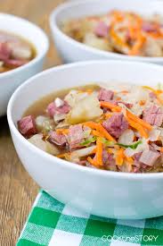 There is 557,000 corned beef and cabbage recipes on google… what's one more?! Corned Beef And Cabbage Soup