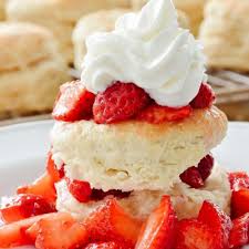 delicious strawberry shortcake biscuits