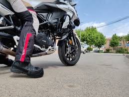 minimum height for motorcycle riding