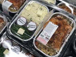 Holiday catering & christmas dinner to go 15 Places You Can Buy Thanksgiving Dinner If You Don T Want To Cook This Year