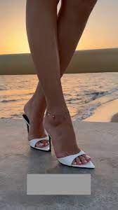 Valentina Ferragni's Feet << wikiFeet