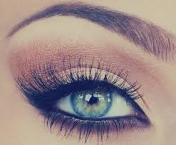eye make up tips for small eyes