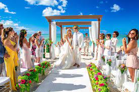 guide to planning a destination wedding