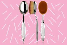 the best oval makeup brushes at every