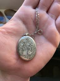 vine silver fl locket necklace