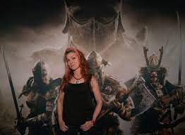 For honor was developed by ubisoft's studio in montreal, and was released worldwide on february 14, 2017. For Honor On Twitter This Is The Amazing Catherine Kidd The Voice Of Apollyon At Our Montreal Launch Event Yesterday Thanks To Everyone Who Came By Https T Co Jerjeagtgn