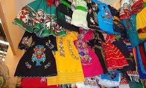repunta la venta de ropa típica mexicana
