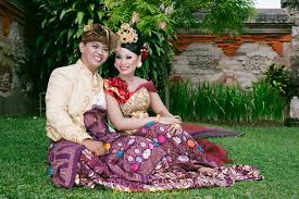 My tasik eksis 8 lokasi menarik foto pre wedding pernikahan di via tasikeksis.blogspot.com. Prewedding Adat Bali Ayumi Dan Tude