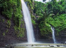 Wisata air terjun kakak superman di ayah kebumen, jawa tengah ini menjadi destinasi wisata yang ramai di hari biasa. 10 Air Terjun Di Jawa Tengah Yang Wajib Kamu Kunjungi