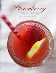 homemade strawberry vodka lemonade