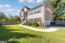 homes in pasadena md with
