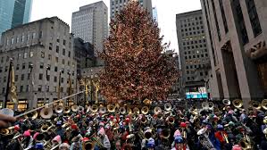 christmas lights up new york city