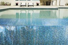 Mosaic Glass Blox Tile Pool Design With Rectangular Shape