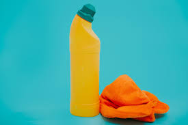 what to do if someone drinks bleach