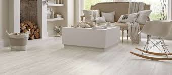 the benefits of light wood flooring