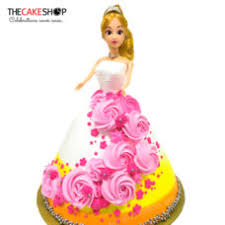 There are so many possible princess dolls you have to design a perfect birthday cake for her. Live Broadcast Princess Doll Cake Singapore Birthday Cake Barbie Food Drinks Carousell Singapore Be The First To Review Princess Doll Cake 2 Kg Cancel Reply
