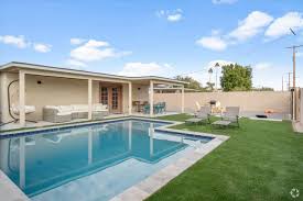 houses for with pool in scottsdale