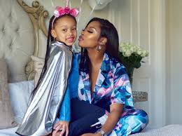 Ntombezinhle jiyane (born december 30, 1983) is a south african dj, producer, media personality, and business woman, who is better known by her stage name dj zinhle. Dj Zinhle Pens Down Adorable Mother S Day Post To Celebrate Herself