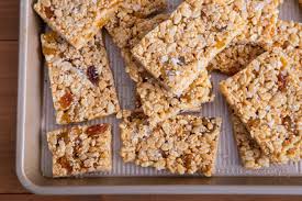 toasted sesame cereal bars with golden