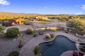 gorgeous horse property in north