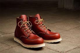 Beli sepatu red wing online berkualitas dengan harga murah terbaru 2020 di tokopedia! Classic Moc Toe Boots 8131 Red Wing London
