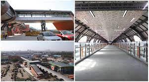 new delhi railway and metro stations