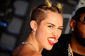 Miley Cyrus On Course For Uk Chart Double Nme Music News