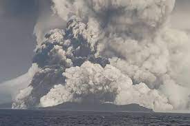 Kiwis hear Tongan volcano erupt ...