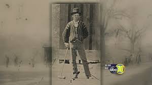 Experts say it's a rare, valuable tintype of the famous outlaw, with pat garrett, the man who later killed him. New Billy The Kid Photo Abc13 Houston