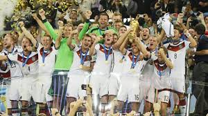 Hier stellen wir alle 23 weltmeister 2014 vor inkl. Siege Rekorde Pokale Die Deutsche Nationalmannschaft Im Uberblick