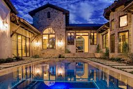 Spanish house plans are known for their low pitched roof lines spanish home plans can have exterior balconies, columns, arches, wrought iron detailing, grand designs and feature courtyards for outdoor living space. Spanish Style House Plans With Courtyard Best Home Style Inspiration