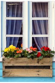 Find a tutorial here that works for your home, and watch how easily these sweet little window boxes are stupid easy to make, according to blogger charlotte smith. Diy Window Box Ideas To Increase Curb Appeal American Lifestyle Magazine