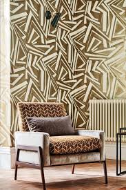 8 Glittering Wallcoverings Steal The