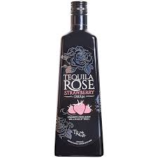 This spicy fruity shot will change all your preconceived tequila notions. Review Tequila Rose Strawberry Cream Liqueur Drinkhacker