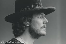 The brand new, only official facebook page of the legendary canadian. Gordon Lightfoot Facebook