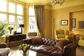decorate light yellow living room walls