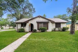 8403 bigwood st houston tx 77078 zillow