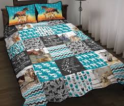 Golden Retriever And Horse Quilt Bed