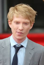 Related pictures : Domhnall Gleeson - domhnall-gleeson-uk-premiere-about-time-01