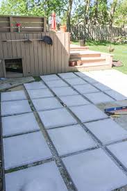 Diy Patio With Grass Between Pavers And
