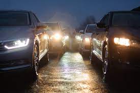 when should you use low beam headlights