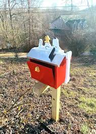 Snoopy Designed Mailbox Possibilities