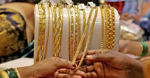 india s gold demand dips as inflation