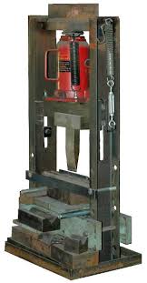 four manual hydraulic presses