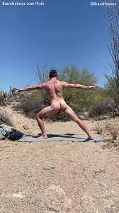 Brandt's Boys Kyle on X: I'm hosting a nude yoga class in the  desert🌵Retweet if you'd join me for a session 🧘‍♂️ Full vids on  t.cowIRwhEyLaT t.coE2pQlLjOW0  X